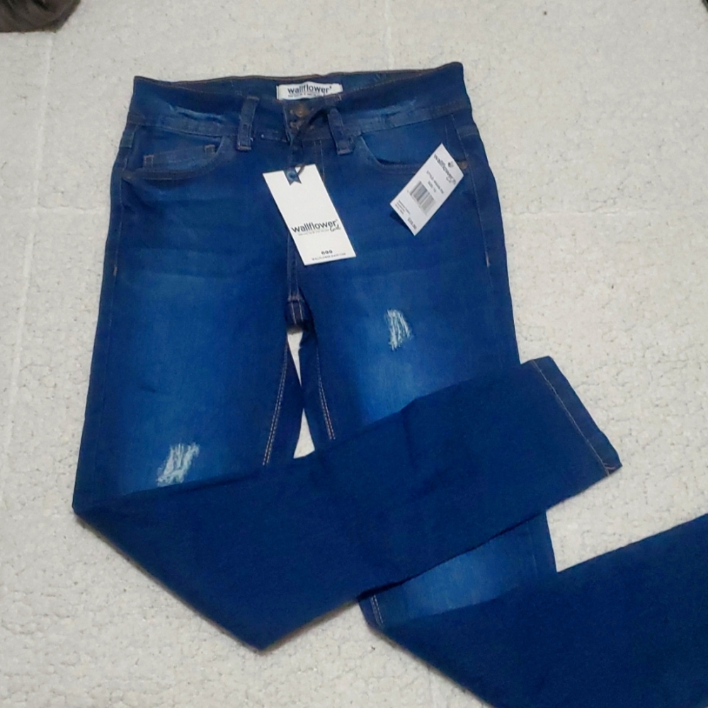 Girls size 10 wallflower jeans